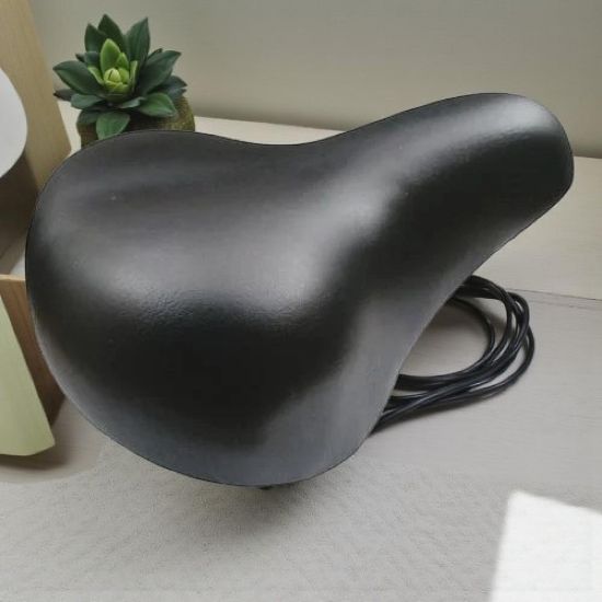 صورة مقعد دراجة مريح عصري